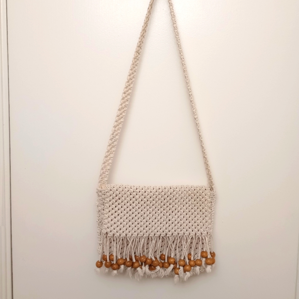 Cross body beaded bag